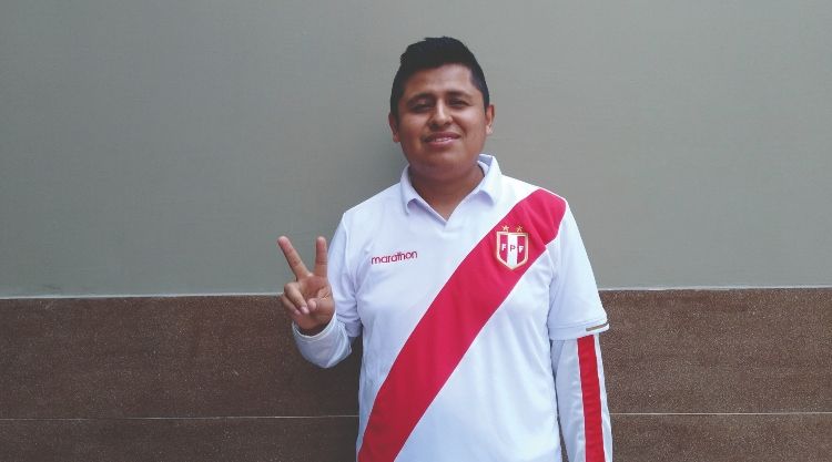 Bart Chuco es el creador de la mayor cantidad de artículos de Wikipedia en el Perú. Su especialidad son los textos sobre anfibios anuros, más conocidos como ranas y sapos